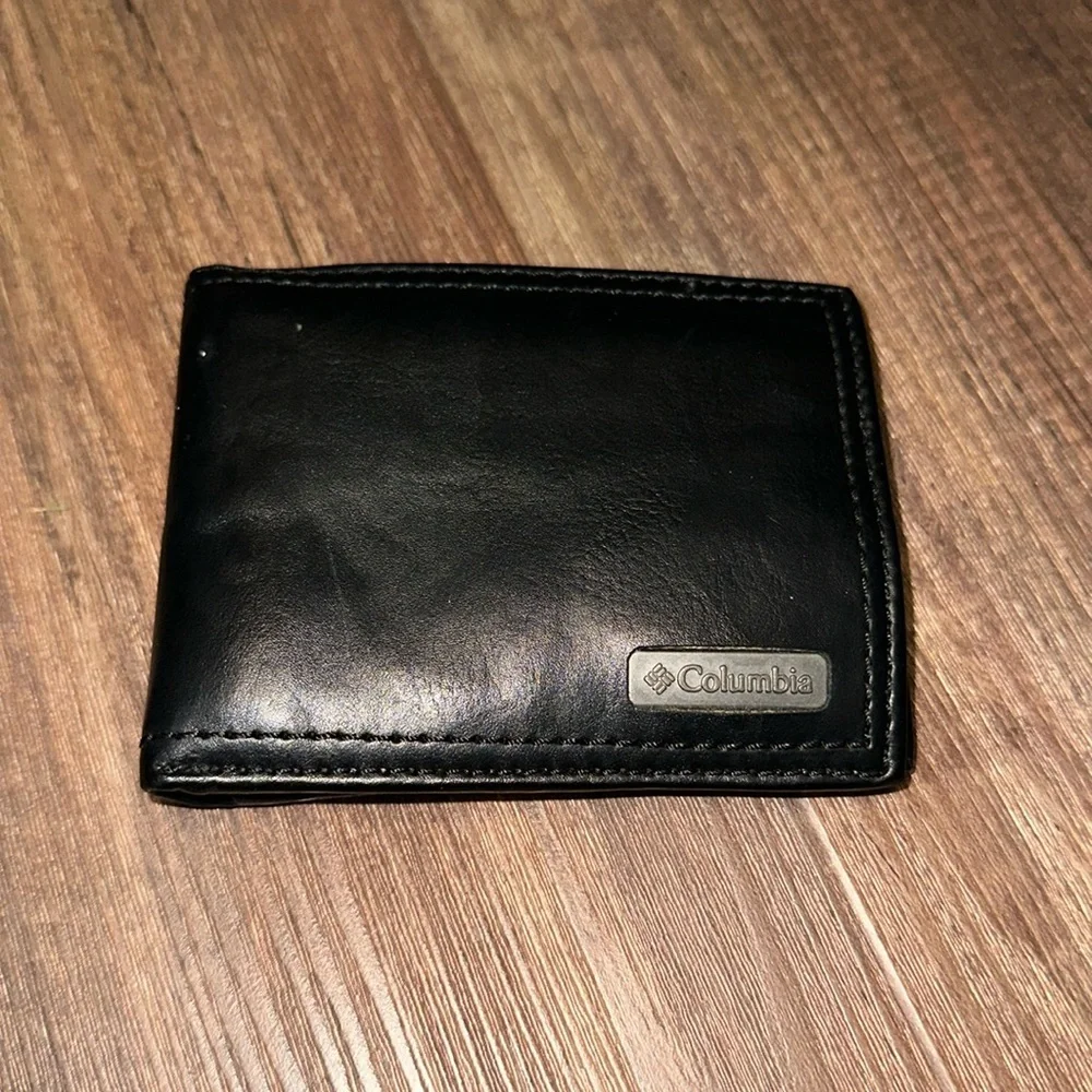 COLUMBIA MENS BLACK WALLET